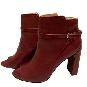 Banana Republic Peep Toe Booties